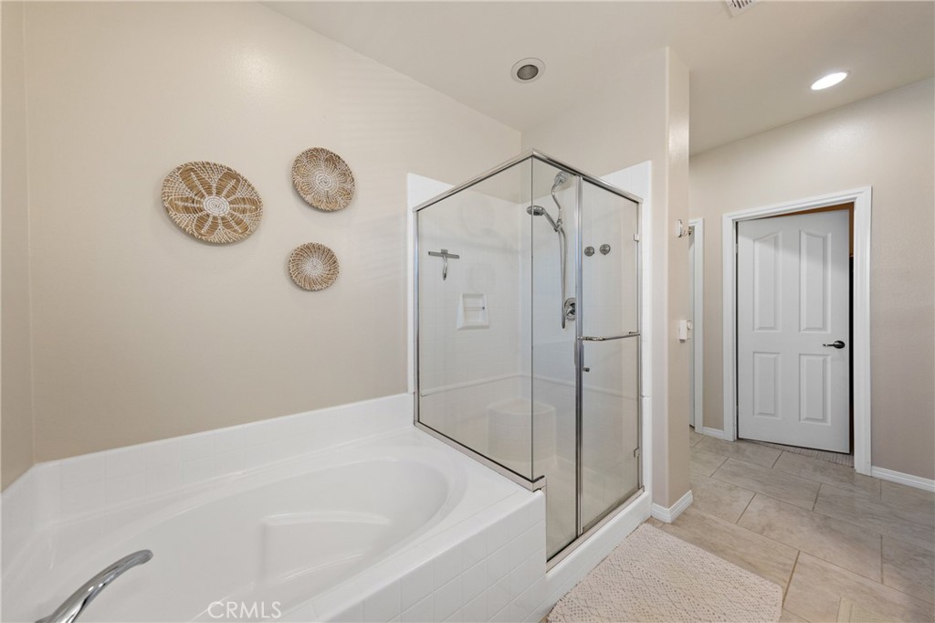 6069 Satterfield Property Photo 12