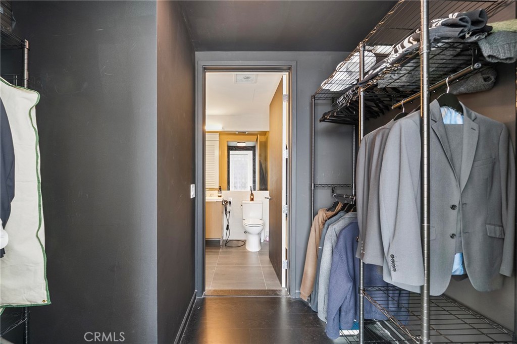 889 Francisco Street 3205 Property Photo 25