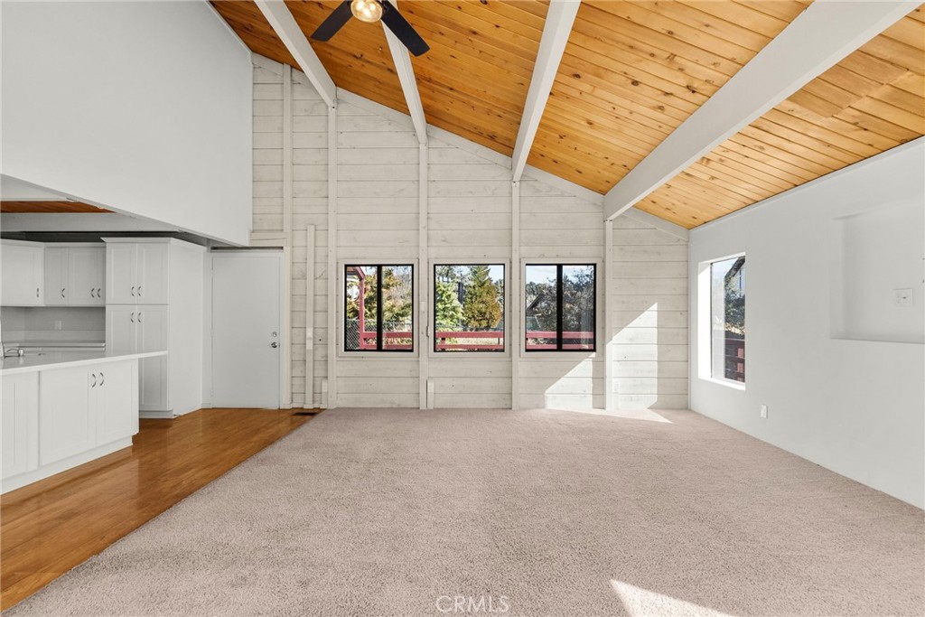 1000 Eagle Property Photo 20