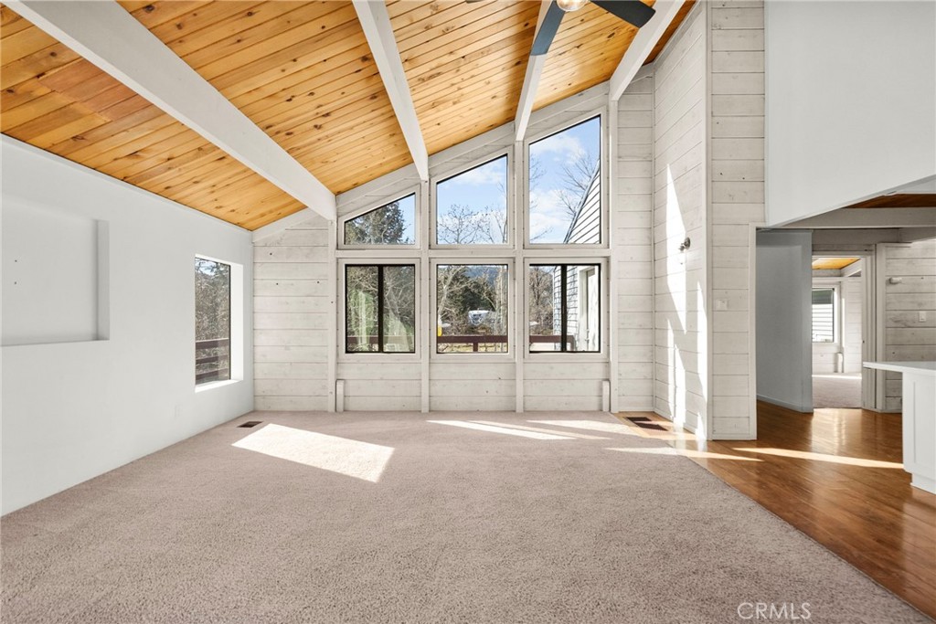 1000 Eagle Property Photo 21