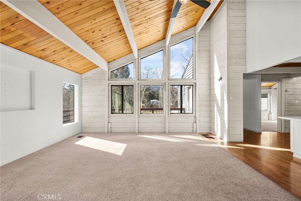 1000 Eagle Property Photo 22