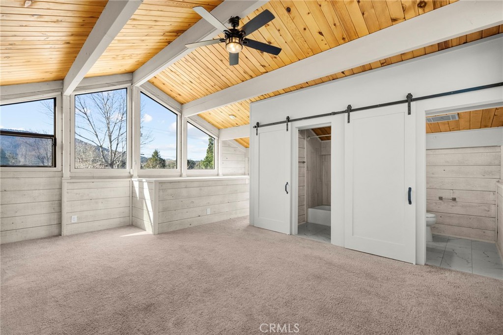 1000 Eagle Property Photo 33