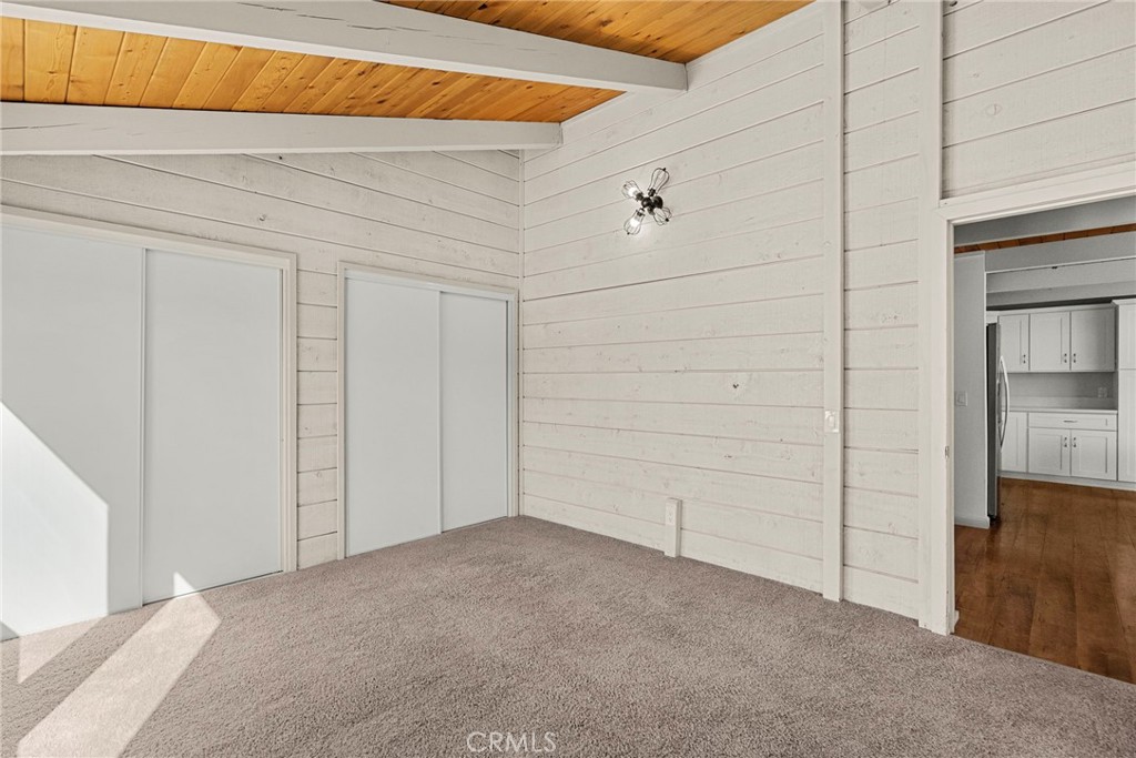 1000 Eagle Property Photo 39