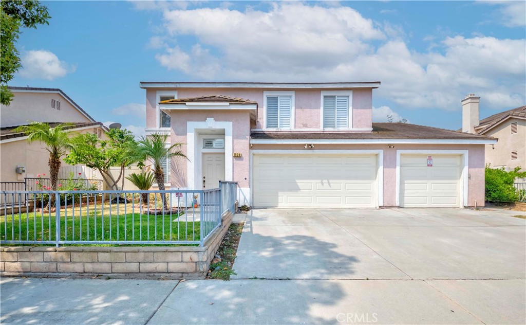 1528 W Delvale Property Photo 1