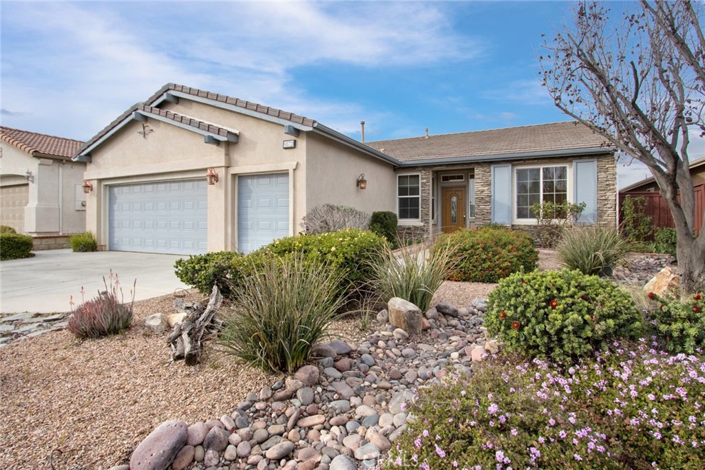 8172 Parry Property Photo 1