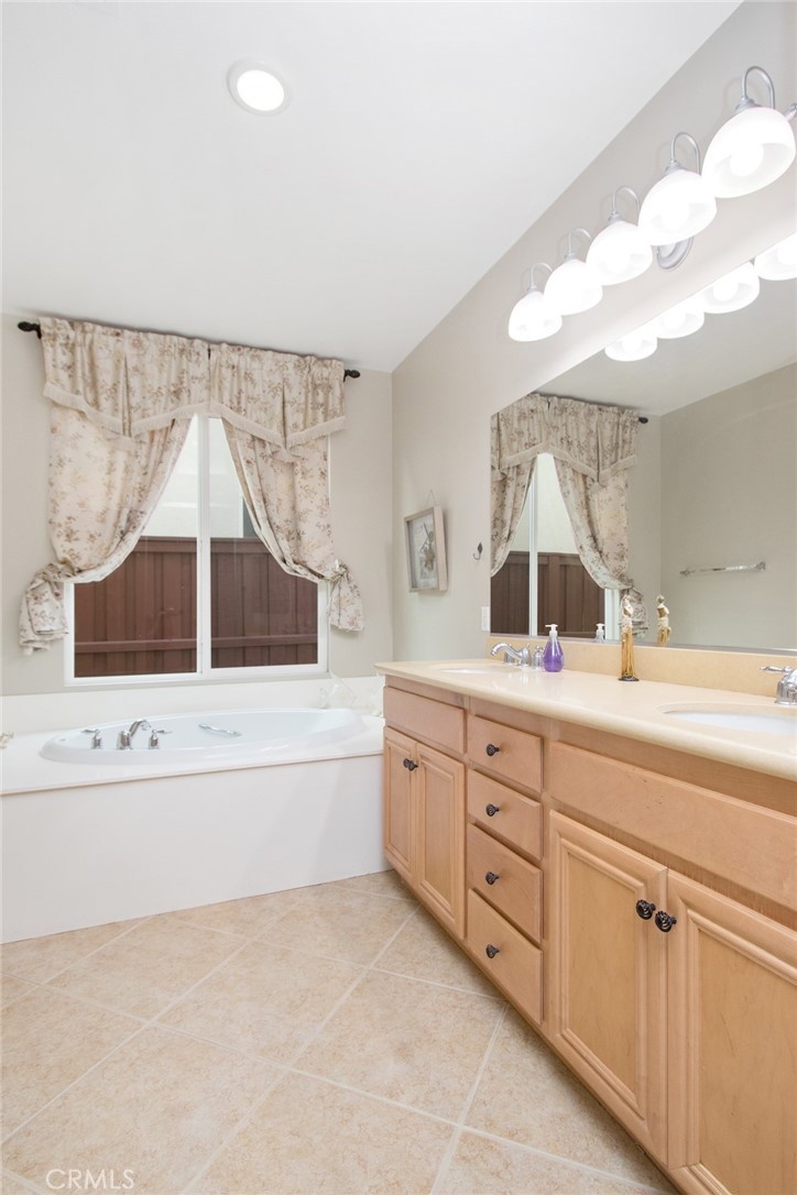 8172 Parry Property Photo 24