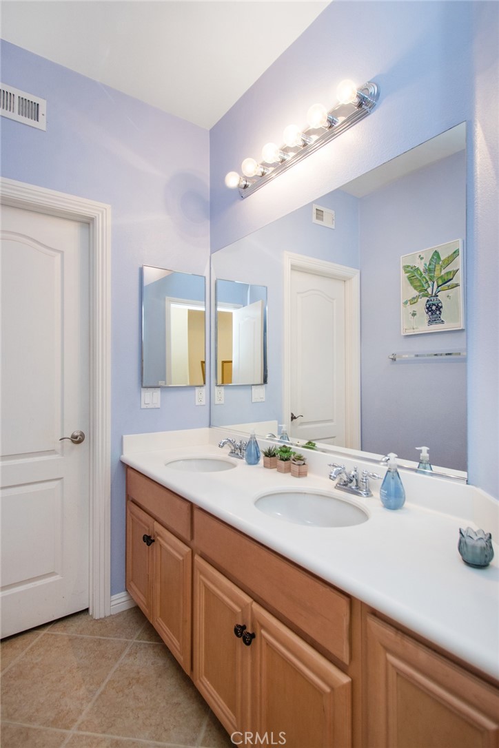 8172 Parry Property Photo 28