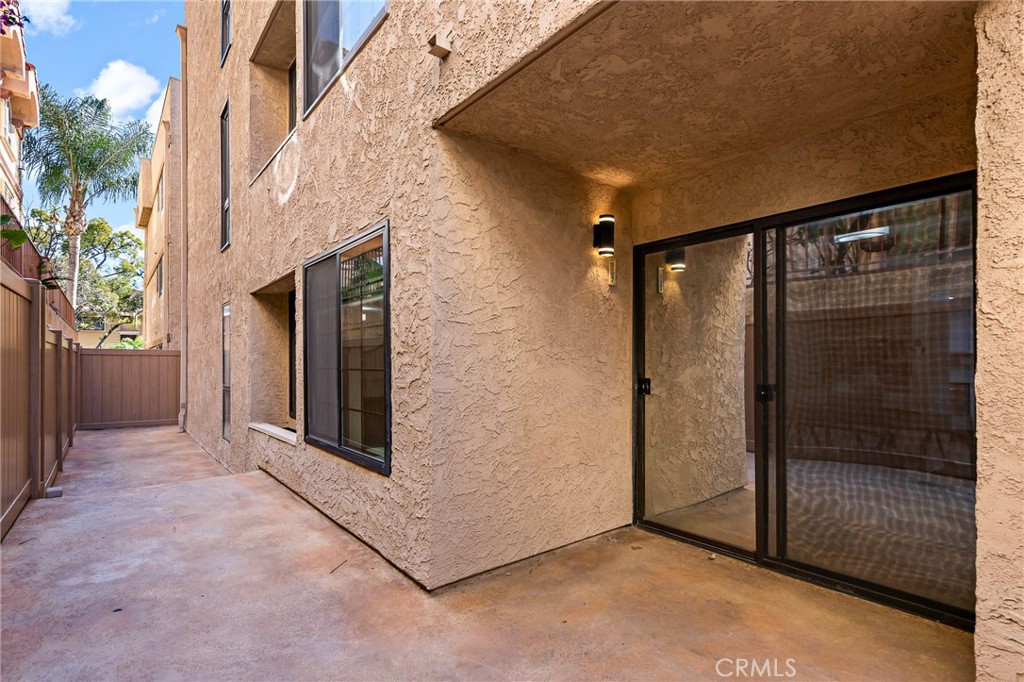 441 E San Jose 111 Property Photo 16
