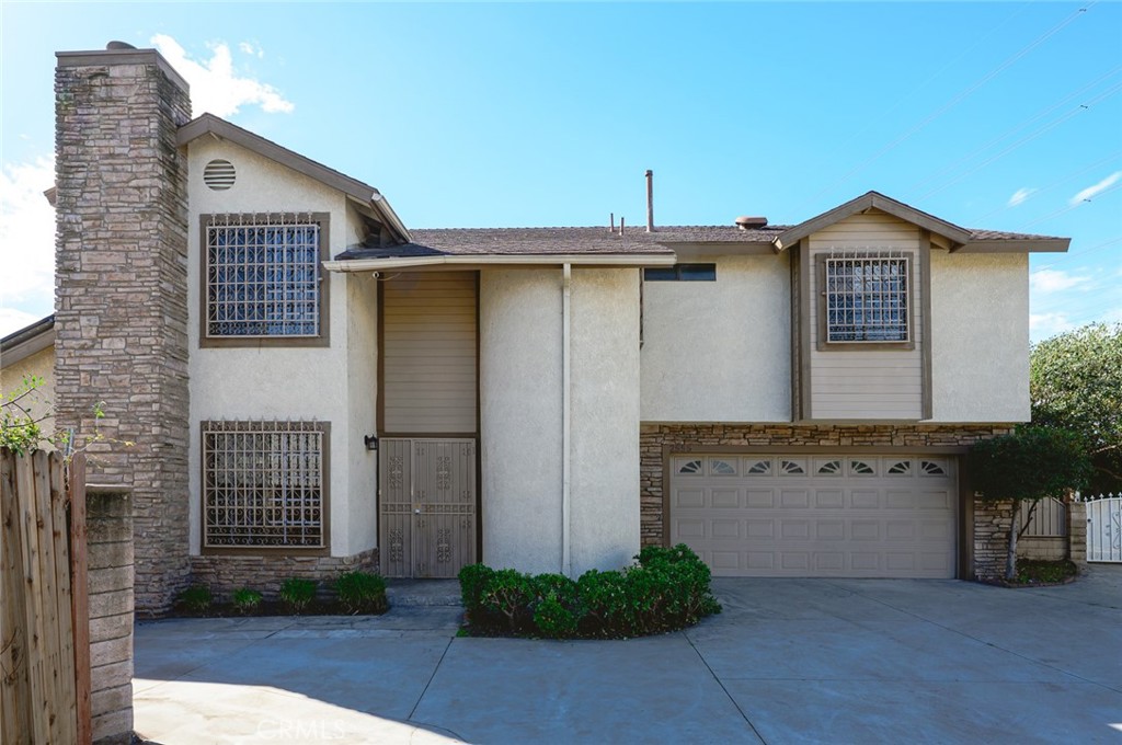 2555 Angelus Ave Property Photo 1