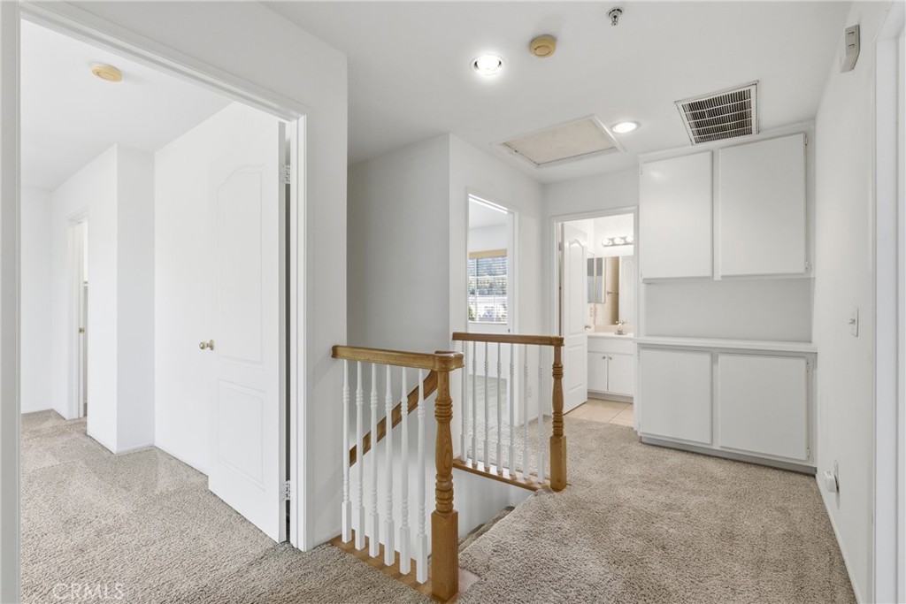 108 S Mountain A Property Photo 17