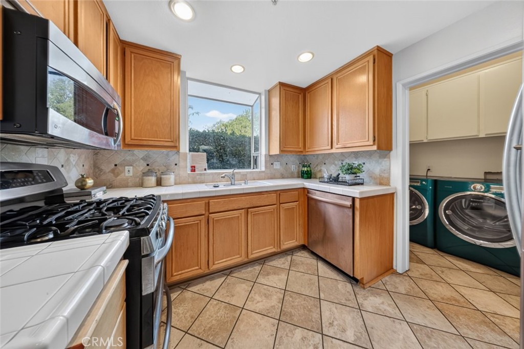 108 S Mountain A Property Photo 18