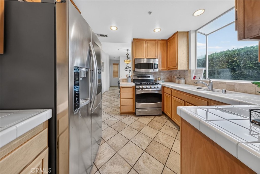 108 S Mountain A Property Photo 21