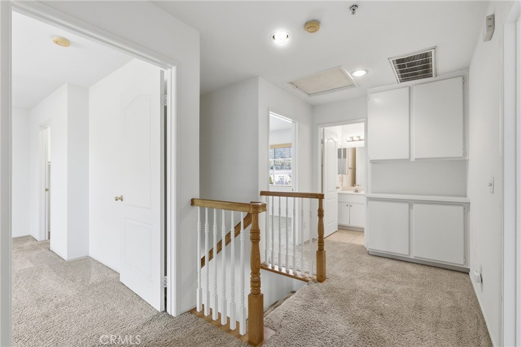 108 S Mountain A Property Photo 27