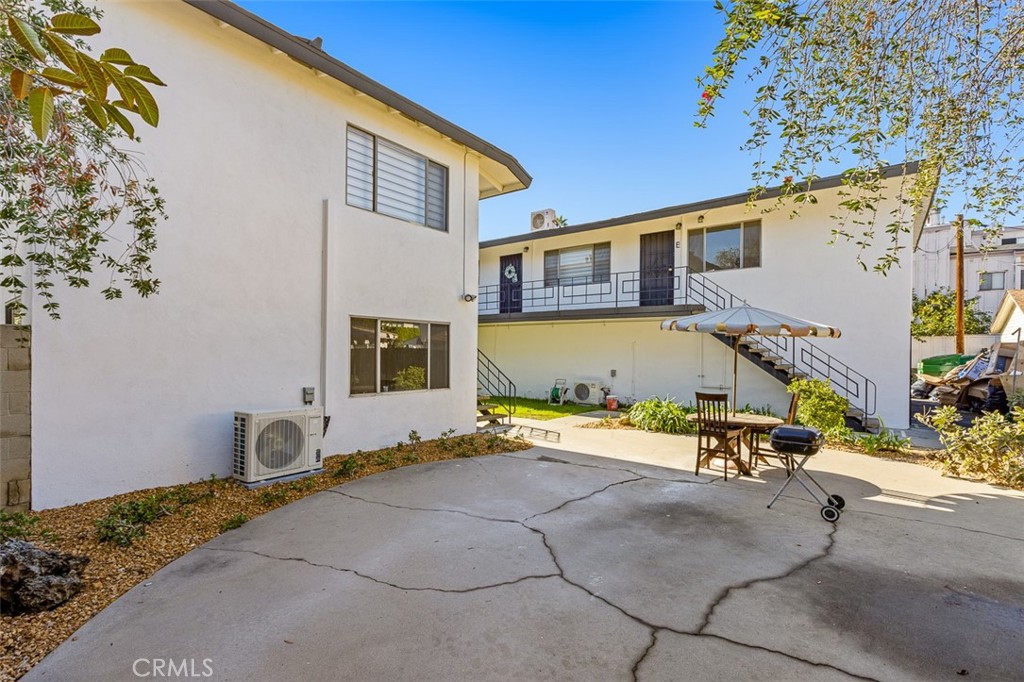 521 523 E Live Oak Avenue Property Photo 28