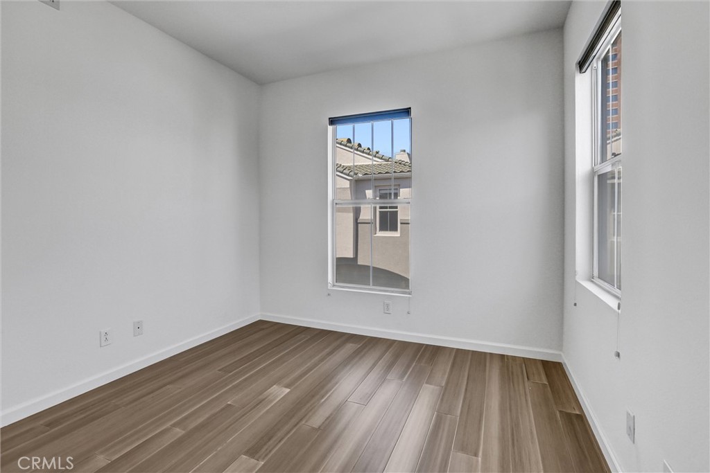 7673 Hazard Center Property Photo 21