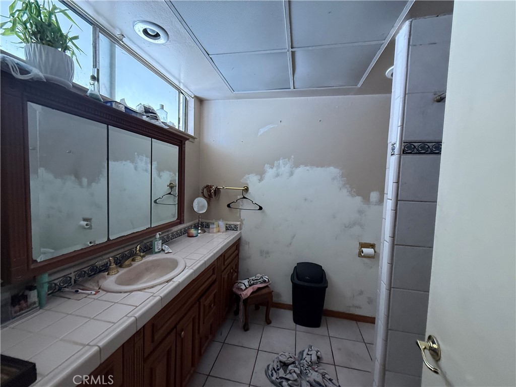 4565 David Property Photo 16