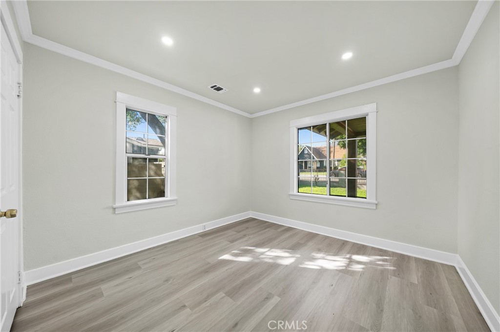 3328 Milton Street Property Photo 17