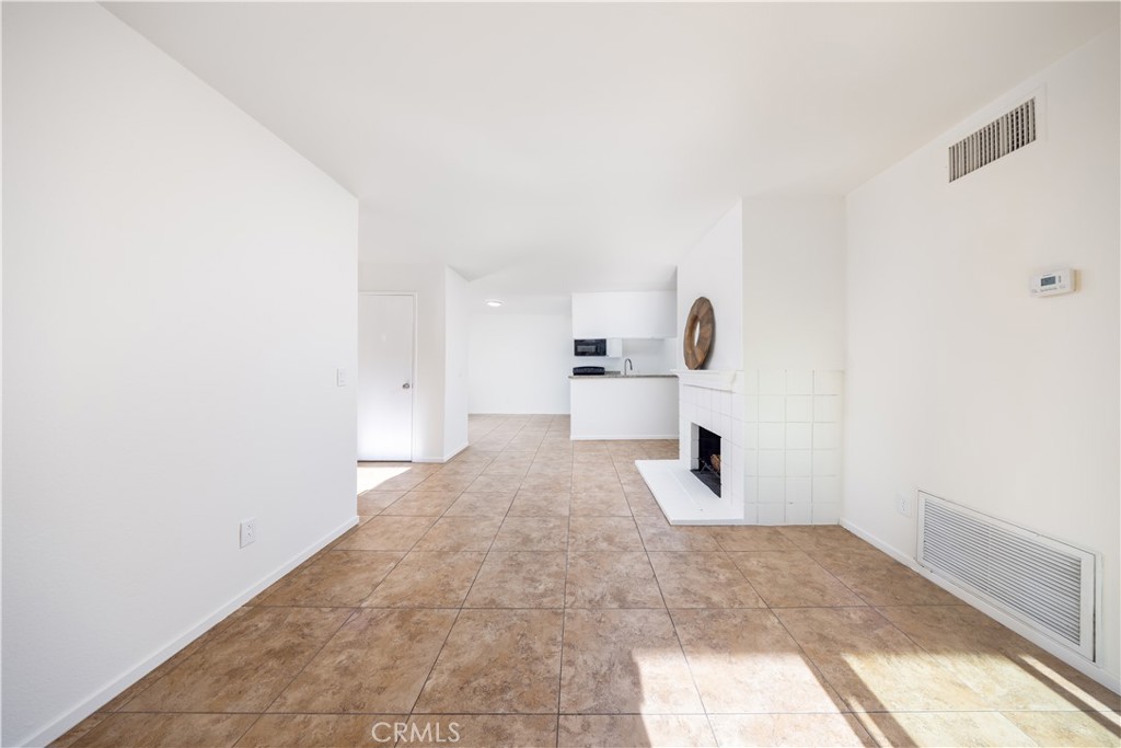 23611 Golden Springs I12 Property Photo 4