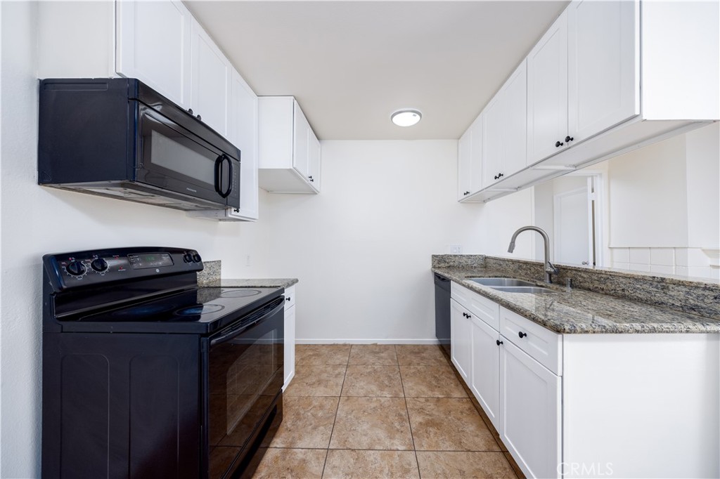 23611 Golden Springs I12 Property Photo 5