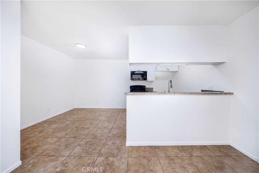 23611 Golden Springs I12 Property Photo 7