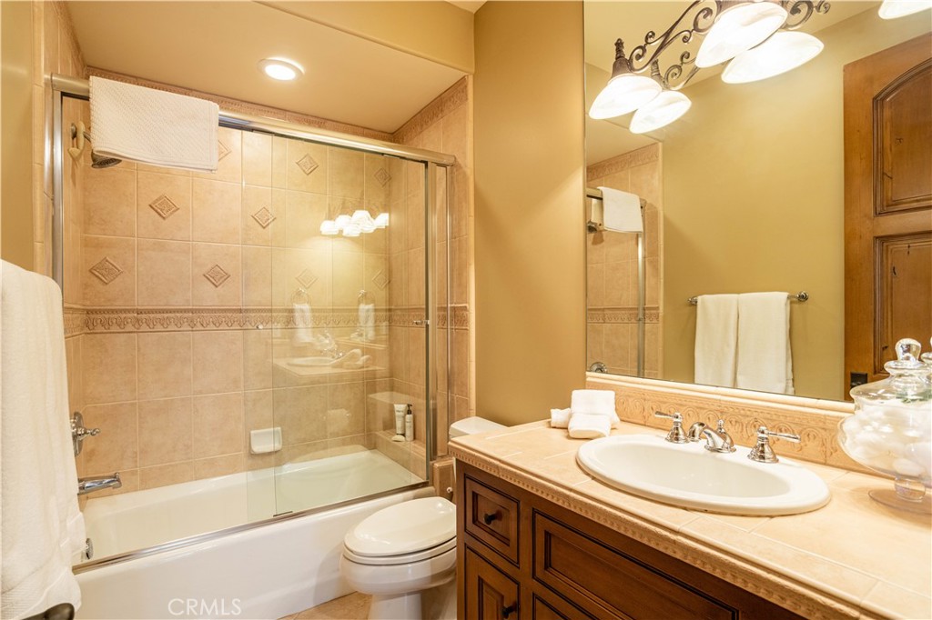 905 Crescent Property Photo 60