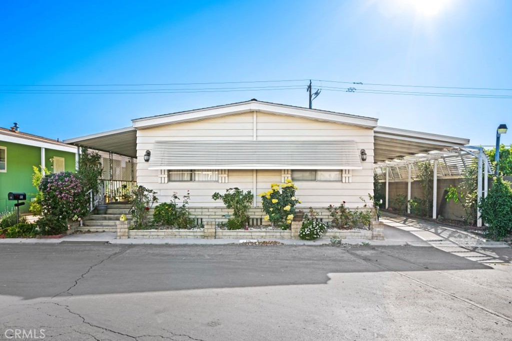 6741 Lincoln 15 Property Photo 1
