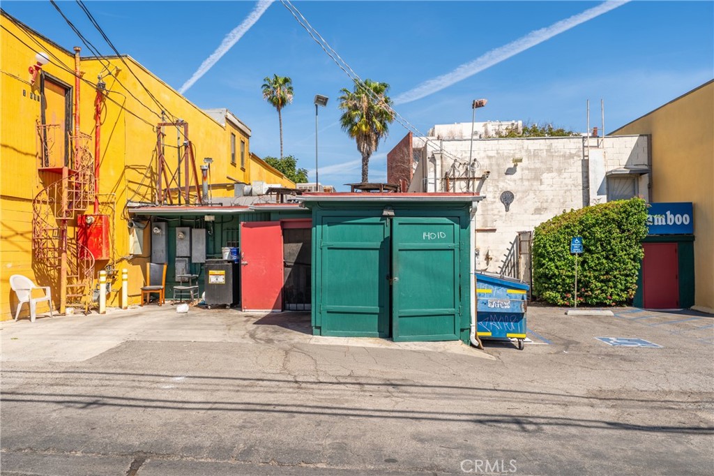 14010 Ventura Boulevard Property Photo 18