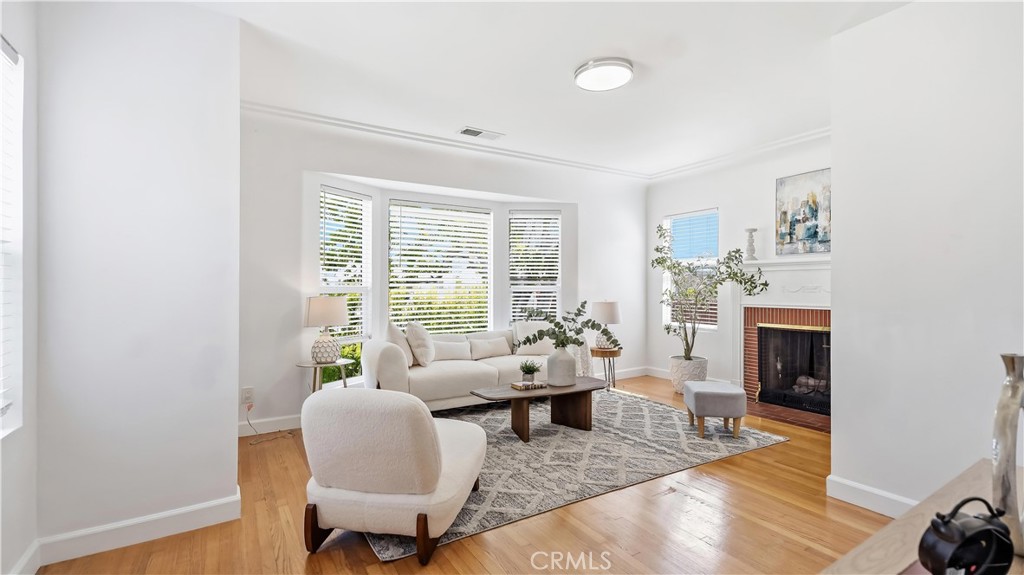 104 106 E Linda Vista Avenue Property Photo 2