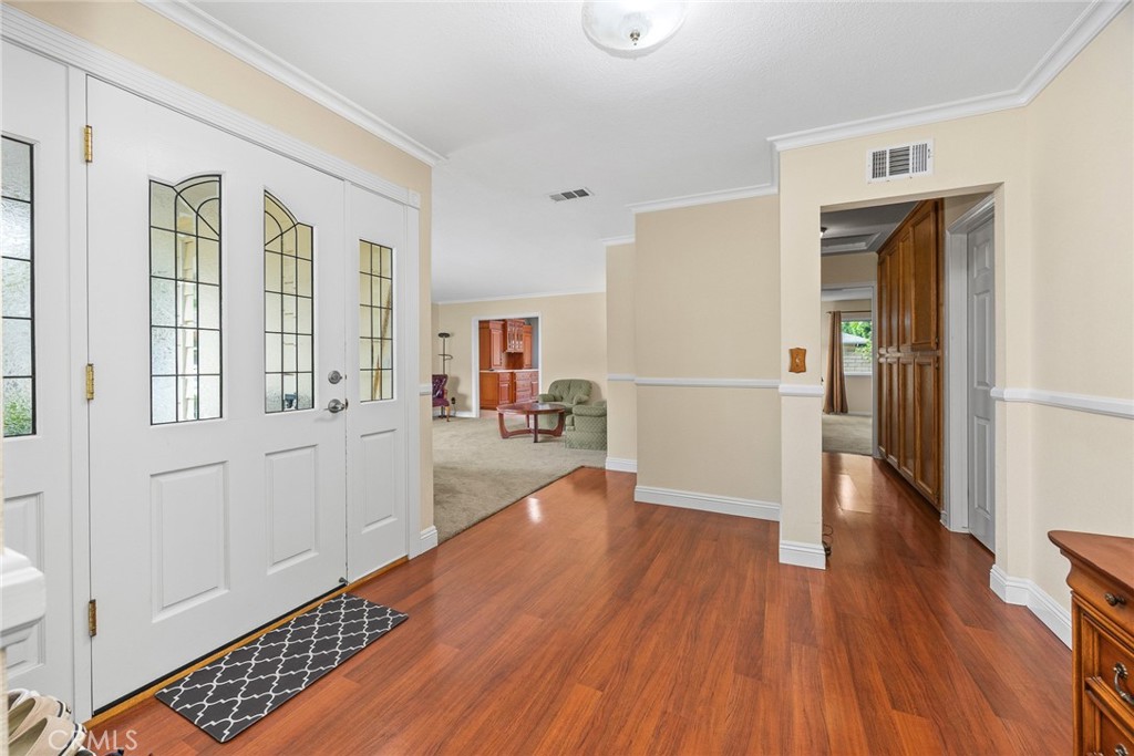 2047 E Fern Drive Property Photo 6