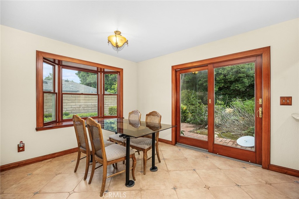 2047 E Fern Drive Property Photo 15