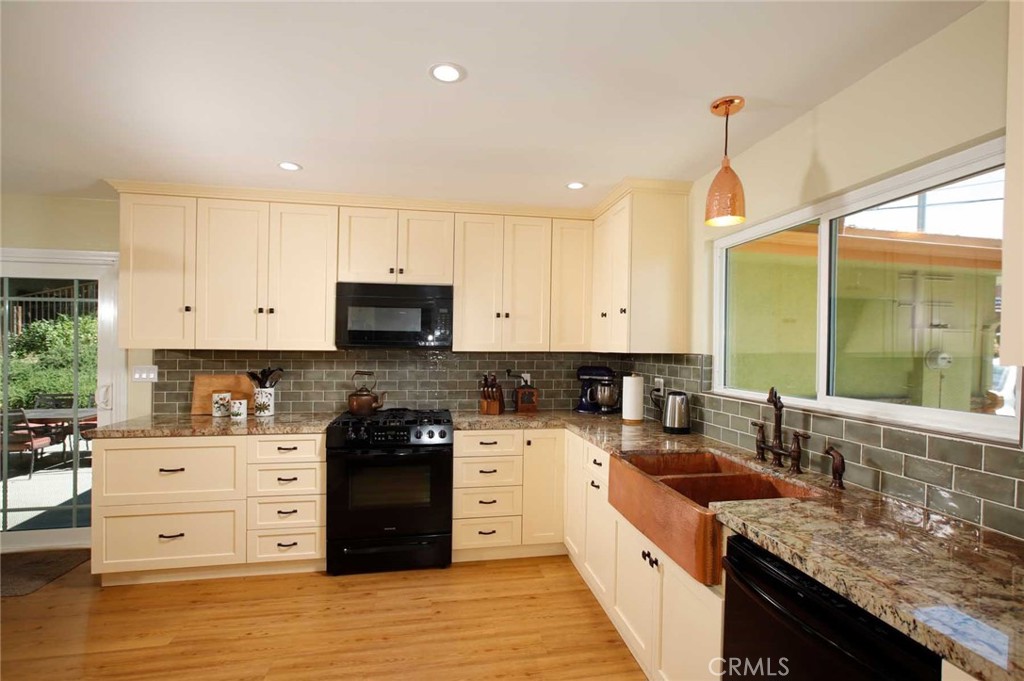 281 Spinks Canyon Property Photo 8