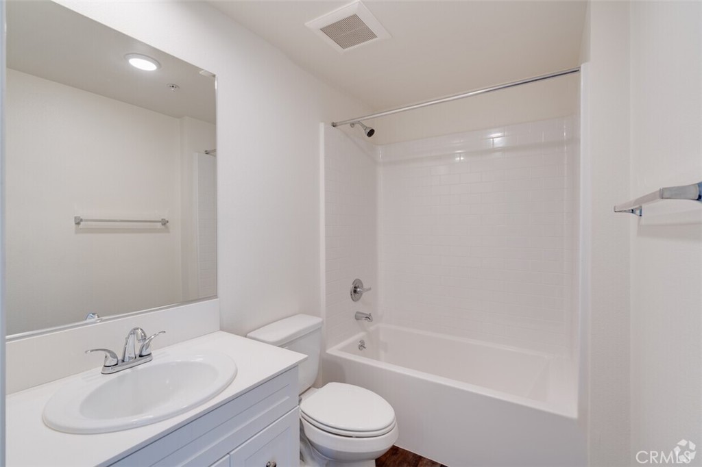 1836 Sichel 27 Property Photo 13
