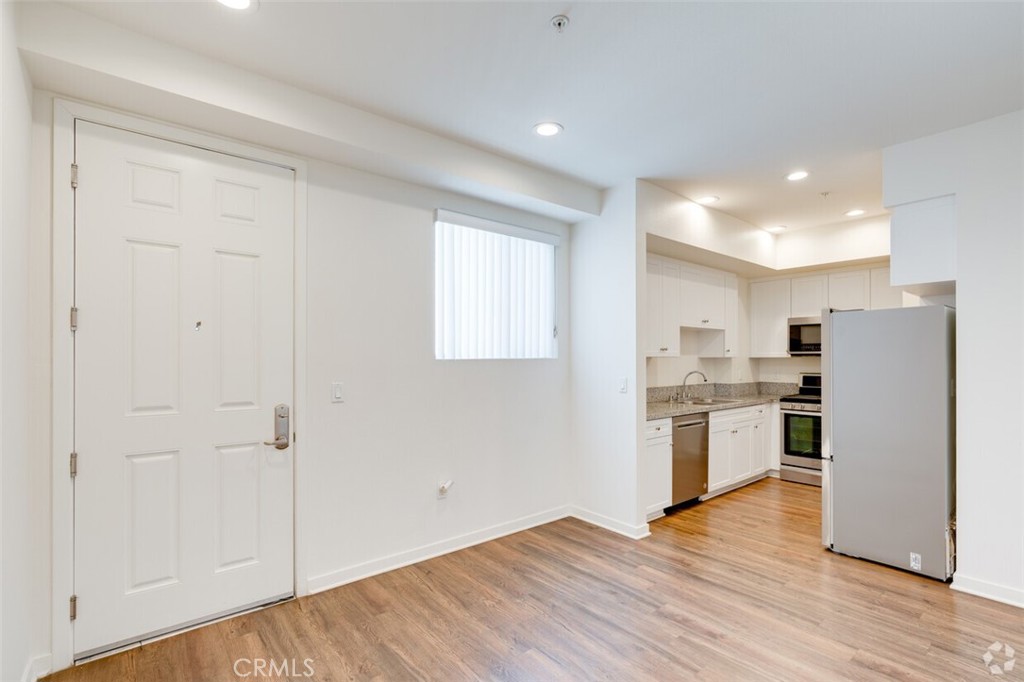 1836 Sichel 27 Property Photo 18