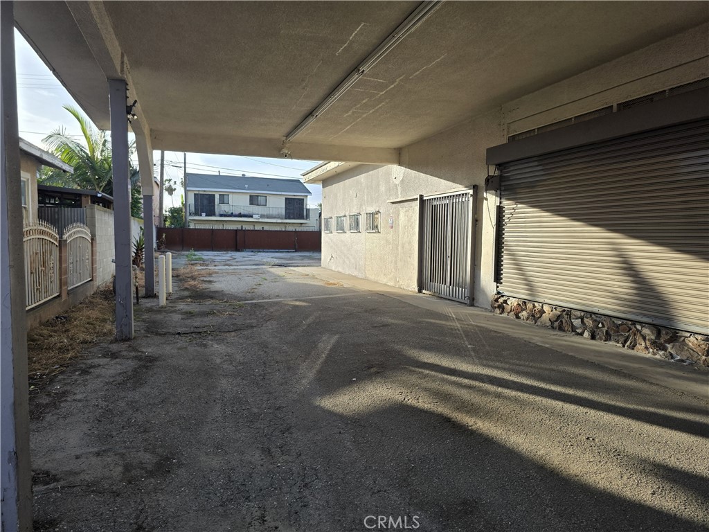 1425 Cherry Property Photo 2