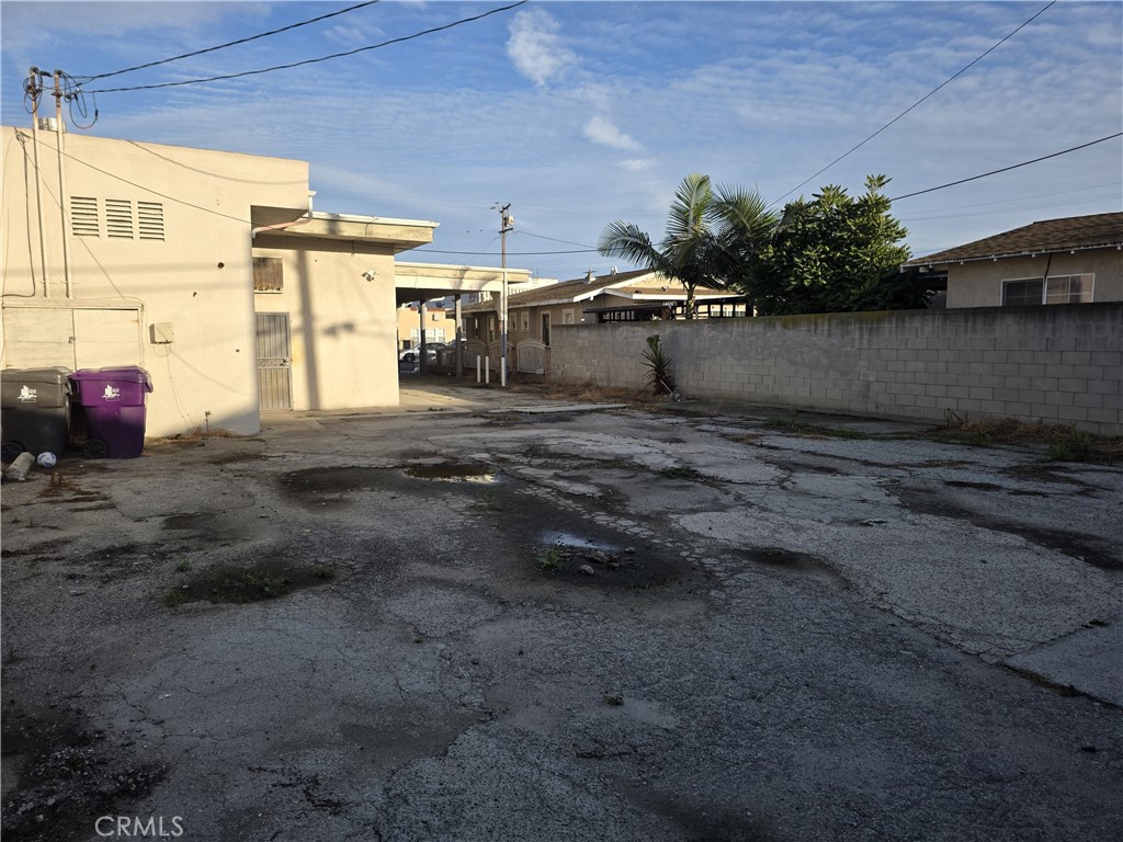 1425 Cherry Property Photo 4