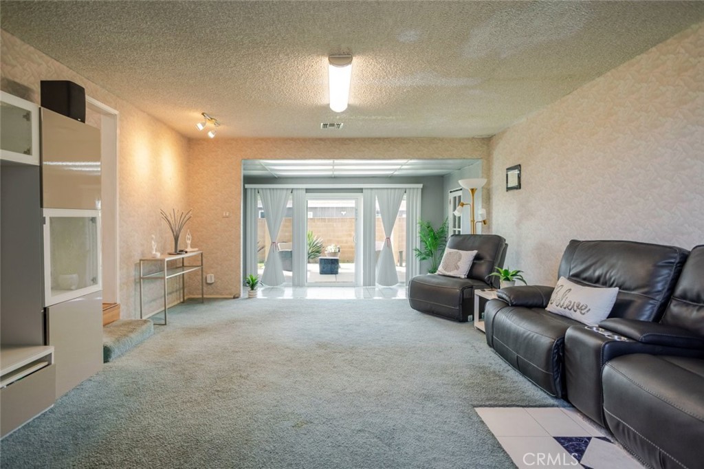 4040 Lynd Avenue Property Photo 8