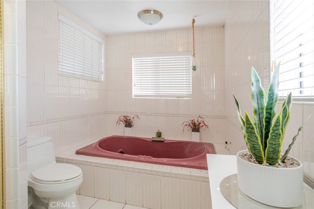 4040 Lynd Avenue Property Photo 24
