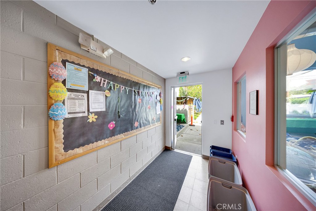 1124 Mission Property Photo 32