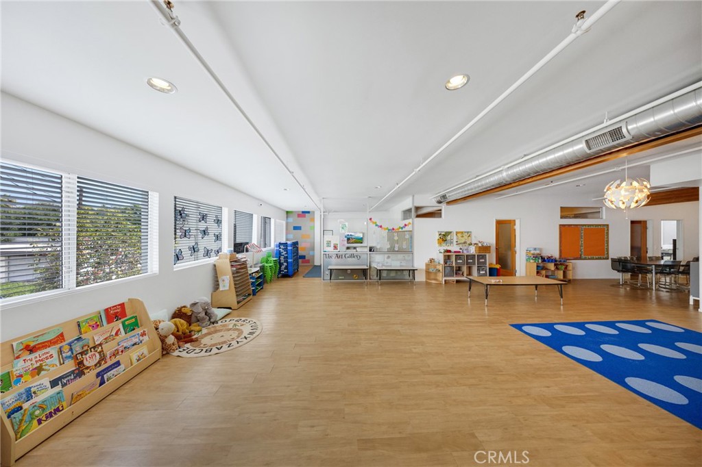 1124 Mission Property Photo 38