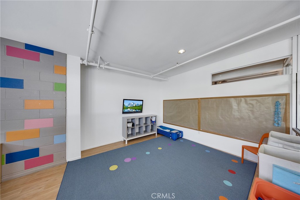 1124 Mission Property Photo 41