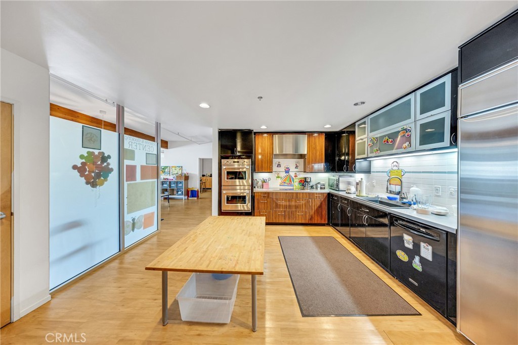 1124 Mission Property Photo 48