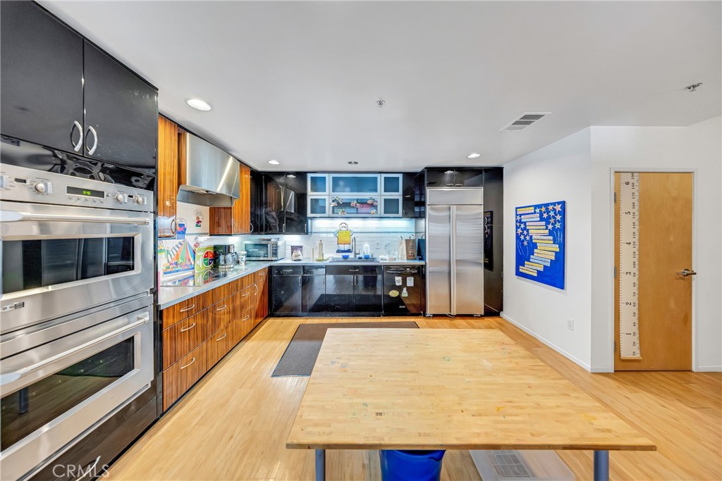 1124 Mission Property Photo 50