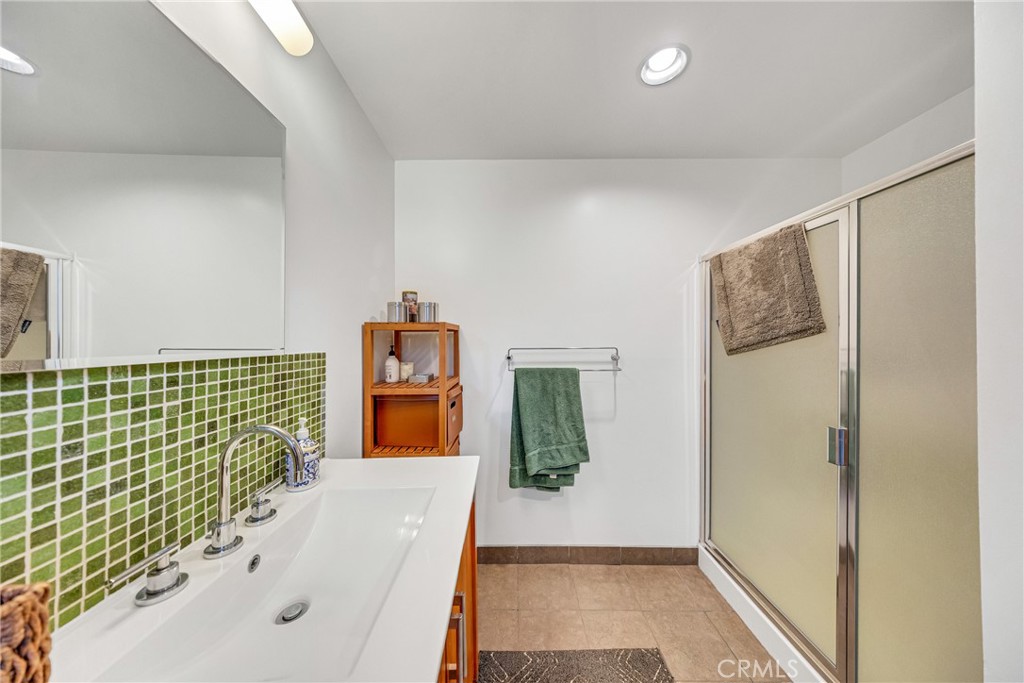 1124 Mission Property Photo 62