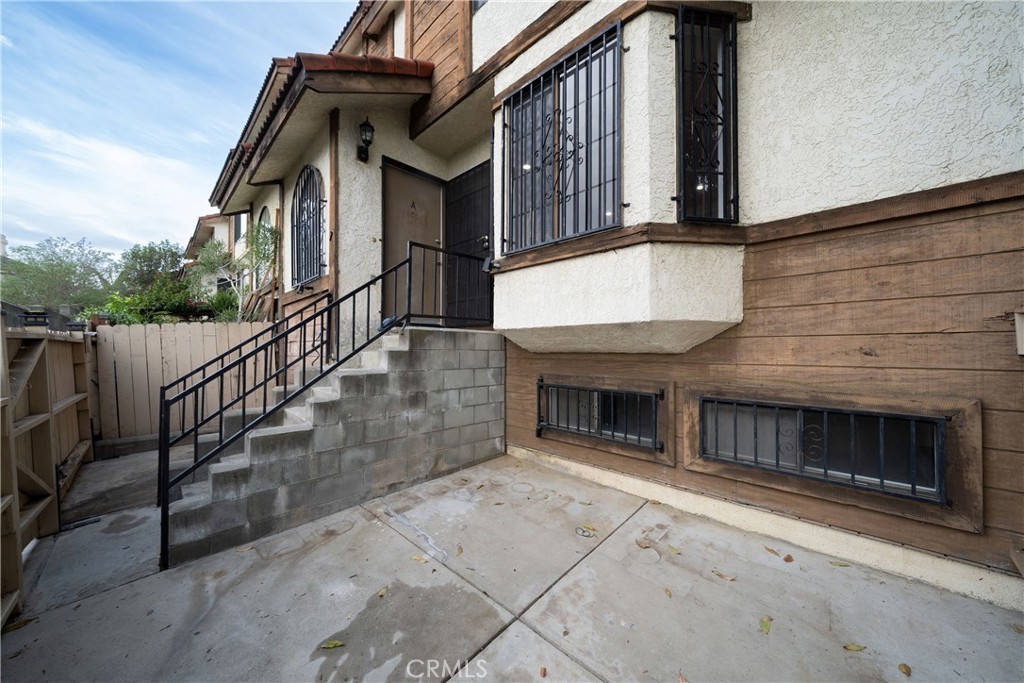 438 E Newmark Avenue A Property Photo 1
