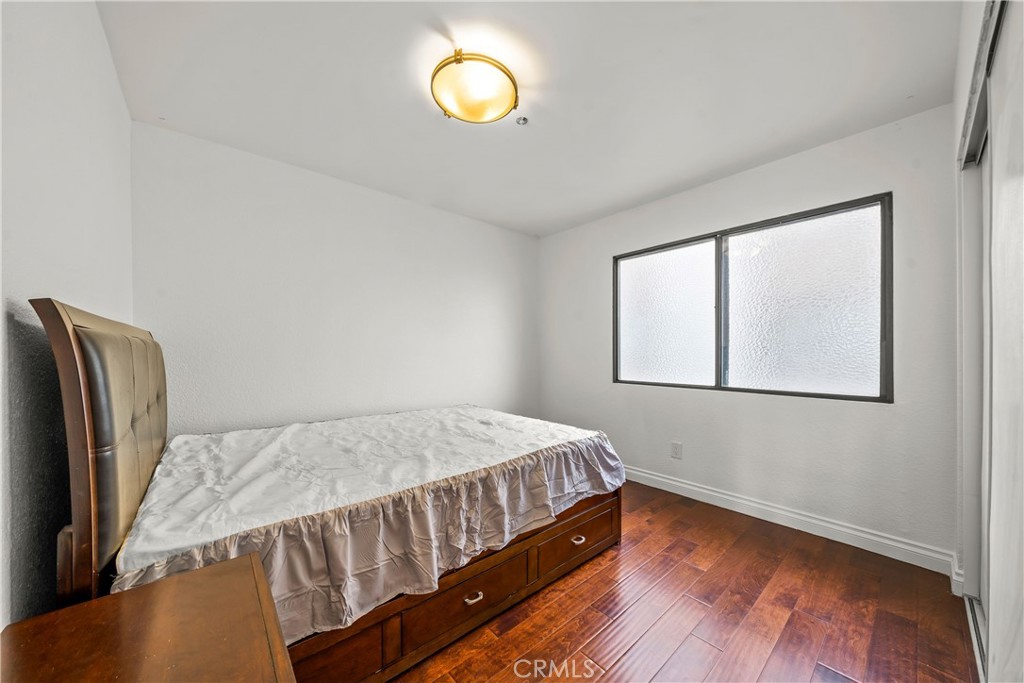 438 E Newmark Avenue A Property Photo 14