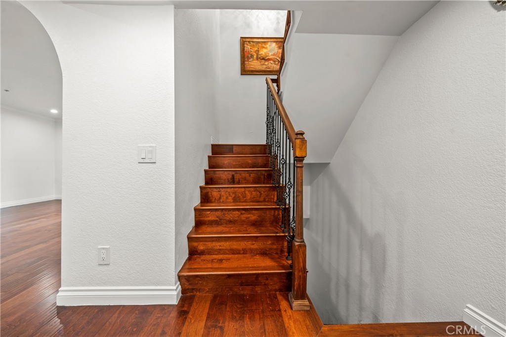 438 E Newmark Avenue A Property Photo 17