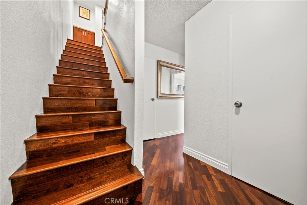 438 E Newmark Avenue A Property Photo 27