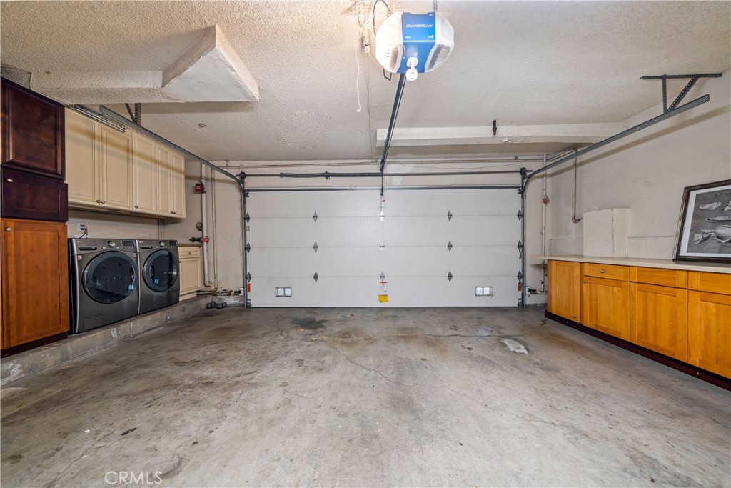 438 E Newmark Avenue A Property Photo 32