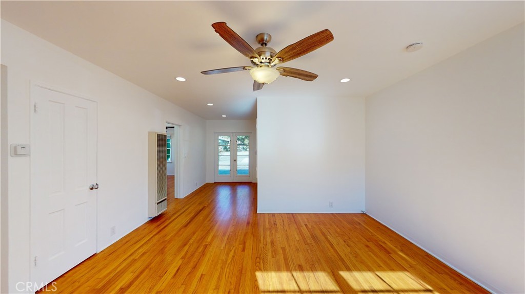 526 N Madison Property Photo 11
