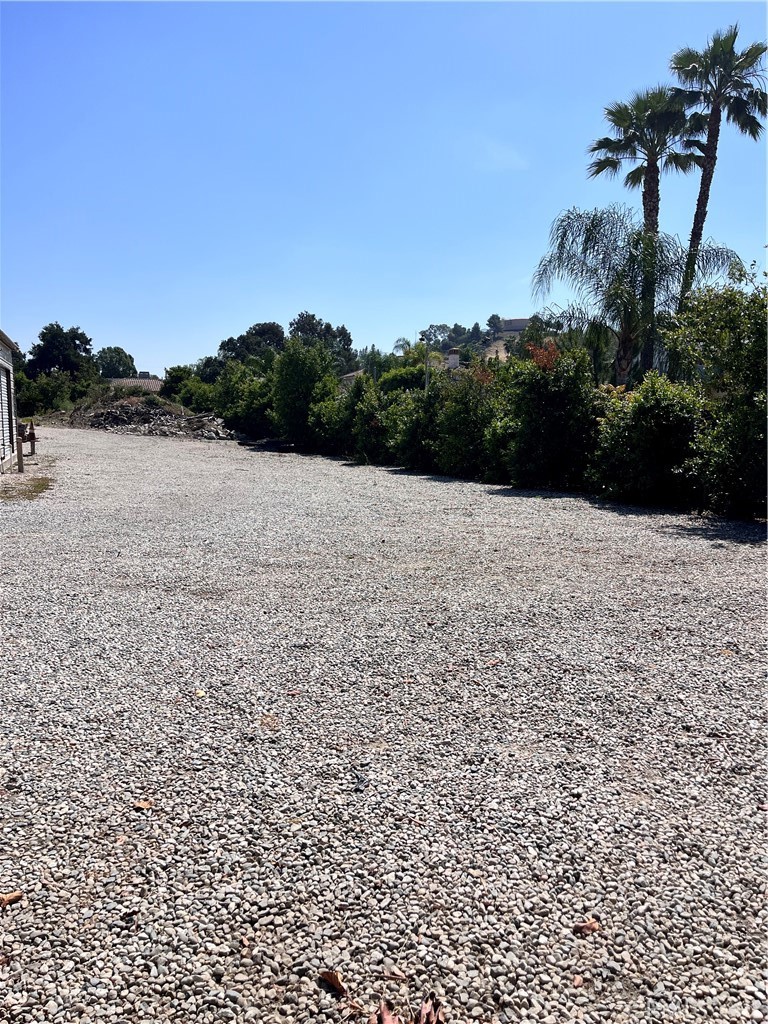 740 N Amelia Avenue Property Photo
